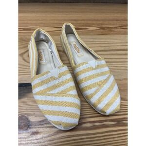Mad Love Women's Lydia Yellow White Stripe Slip On Flats Sneaker Shoes Size 8